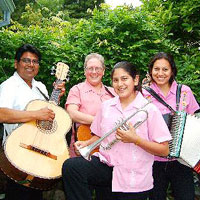 Lend an Ear to La Familia Peña-Govea